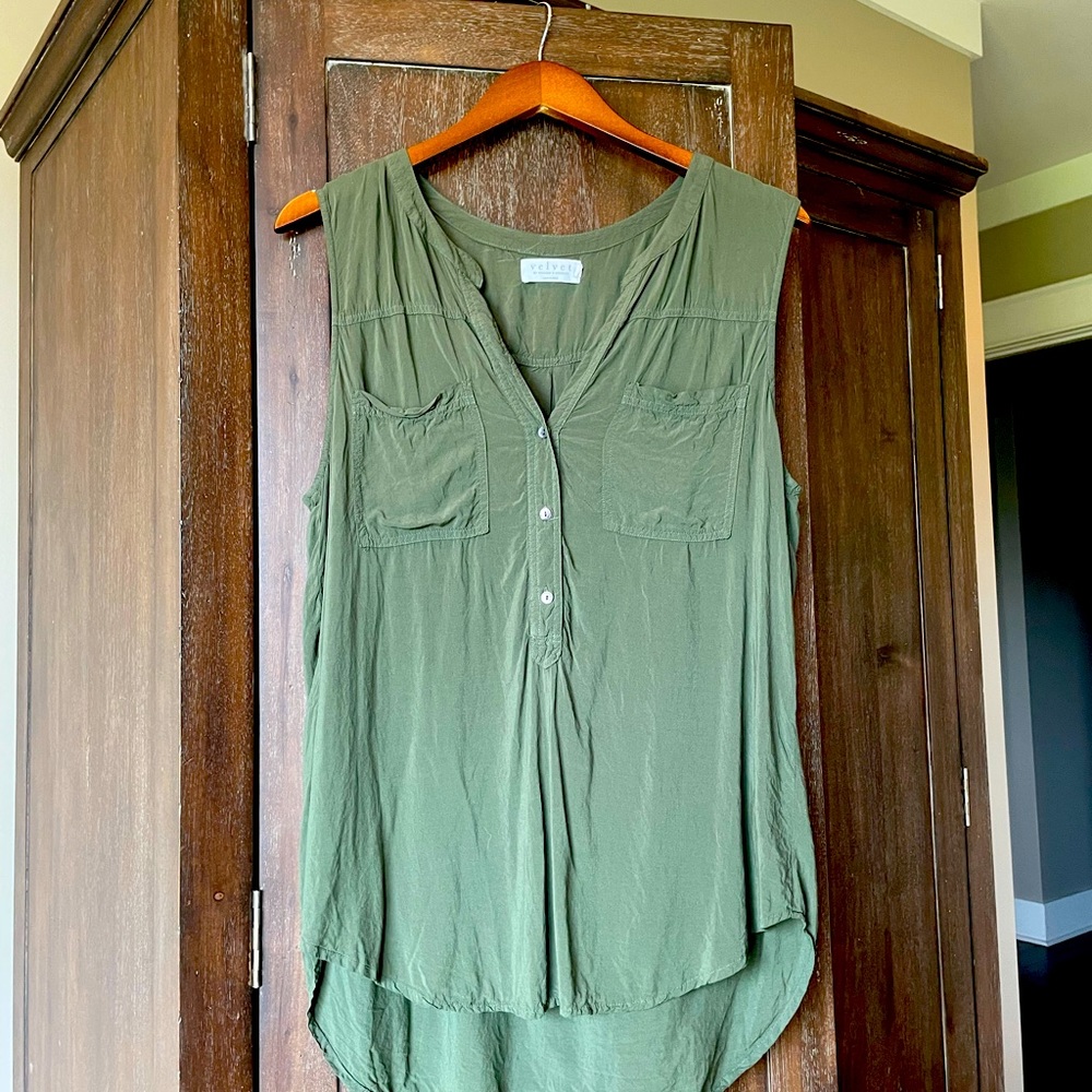 Sleeveless Tunic
